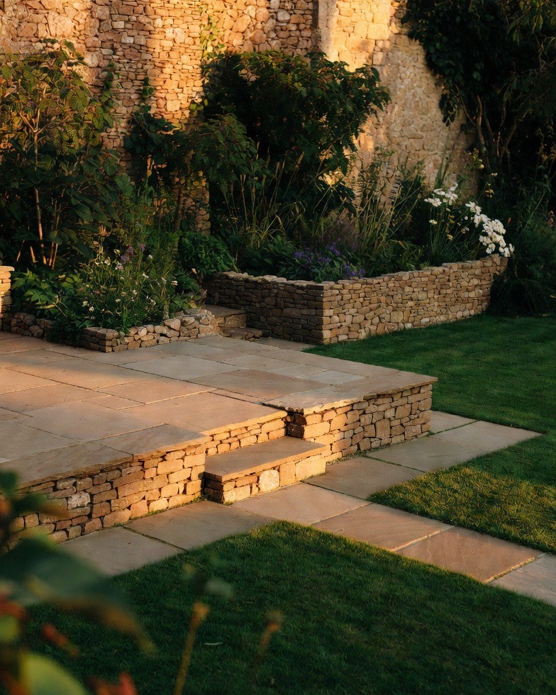 Content produced for Fieldhouse Landscapes, a Cotswold Cotswold garden